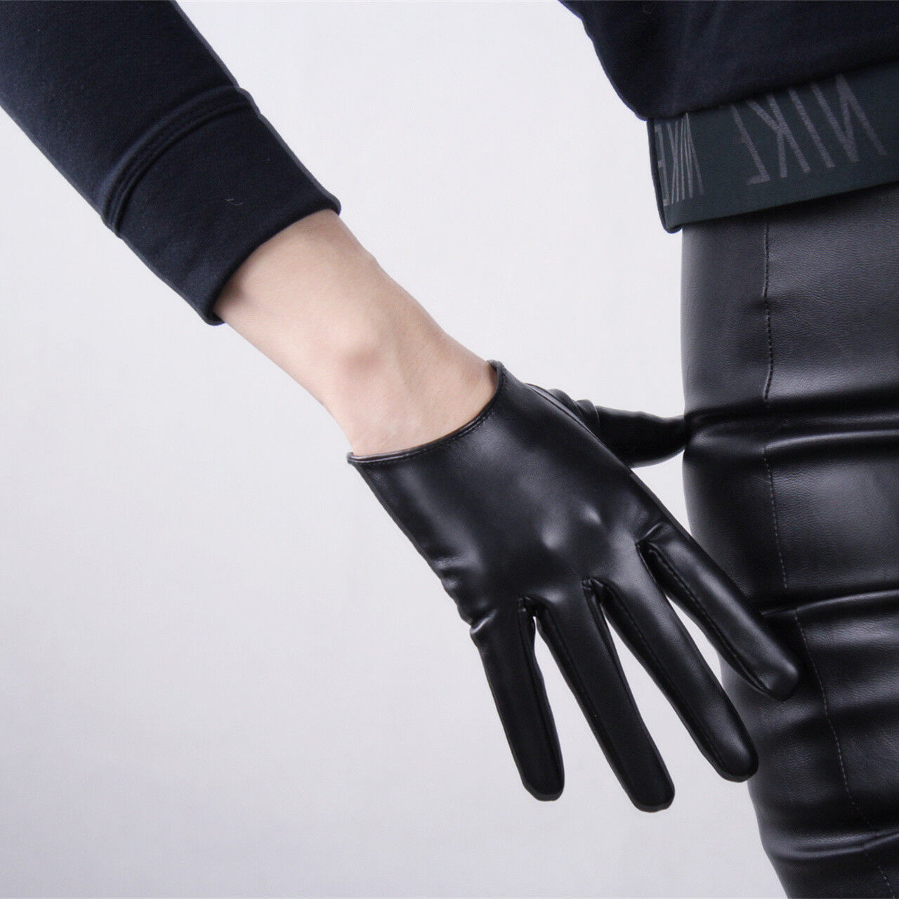 TECH GLOVES Extra Short Faux Leather Black Cosplay Touchscreen Sensitive 16cm 6"