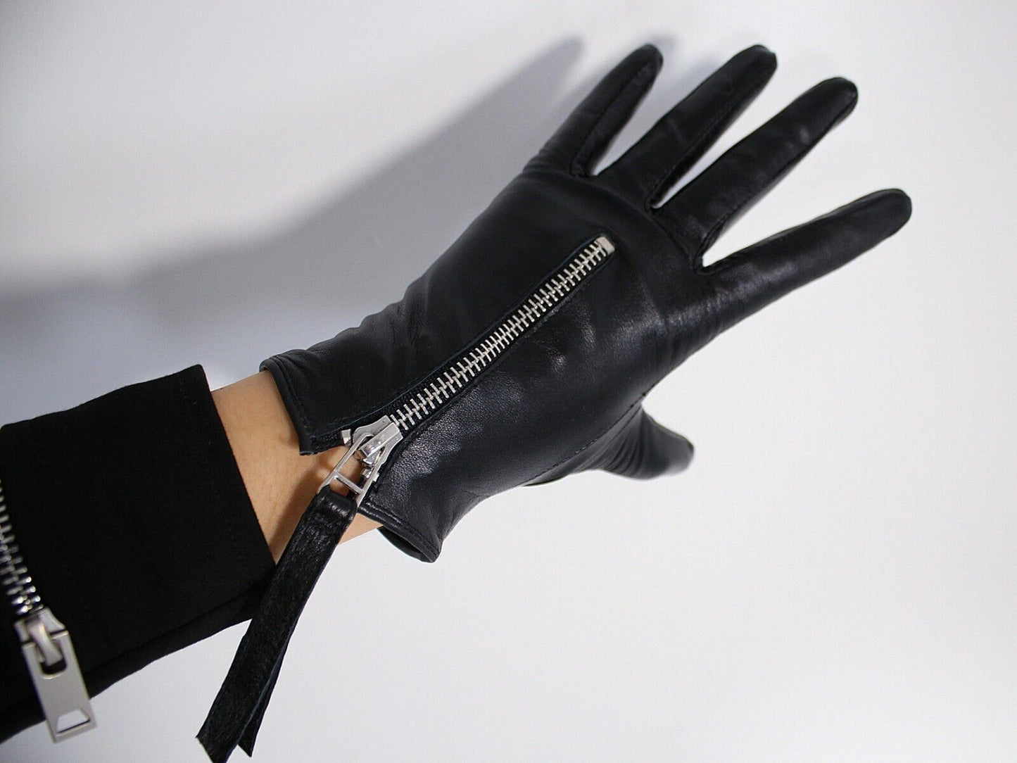 TECH GLOVES Real Leather Black Wrist Short Zipper Touchscreen Lambskin Sheepskin