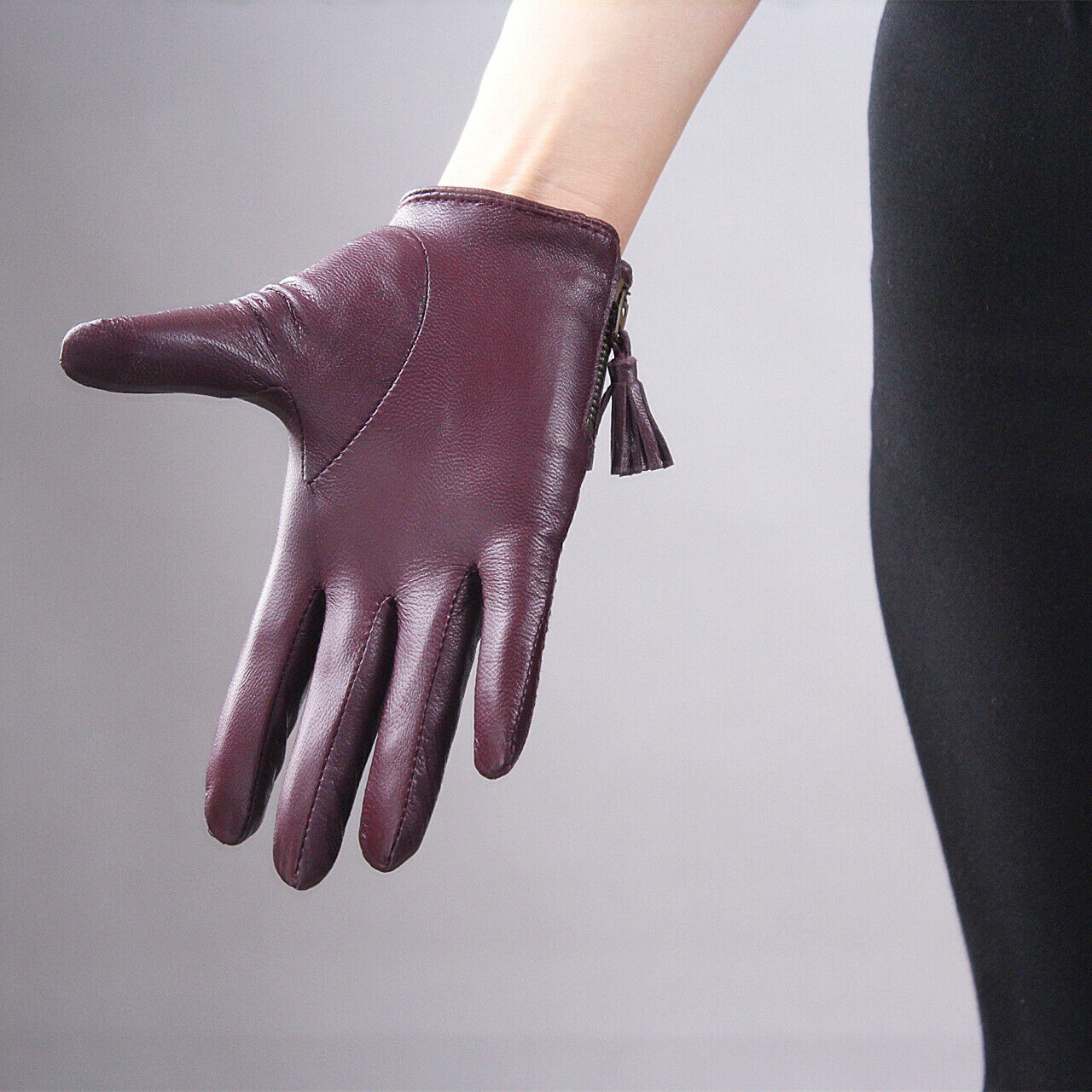 TECH GLOVES Real Leather Purple Wrist Short Zipper Fringe Tassel Touchscreen