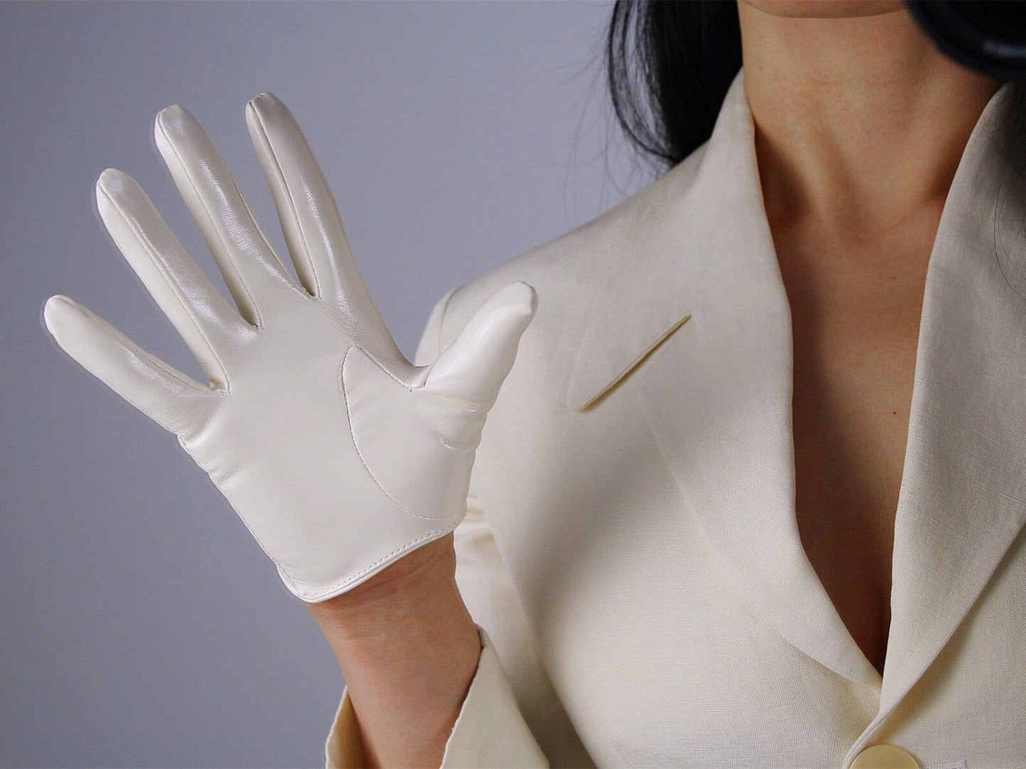 LATEX GLOVES Shine Leather Faux Patent 6" 16cm Short Evening Beige Cream Ivory