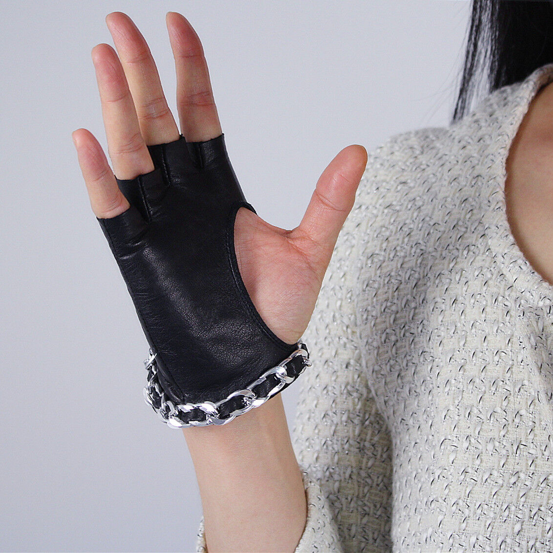 Real Leather Fingerless Short Gloves Lambskin Half Finger Black w/ Silver Chain