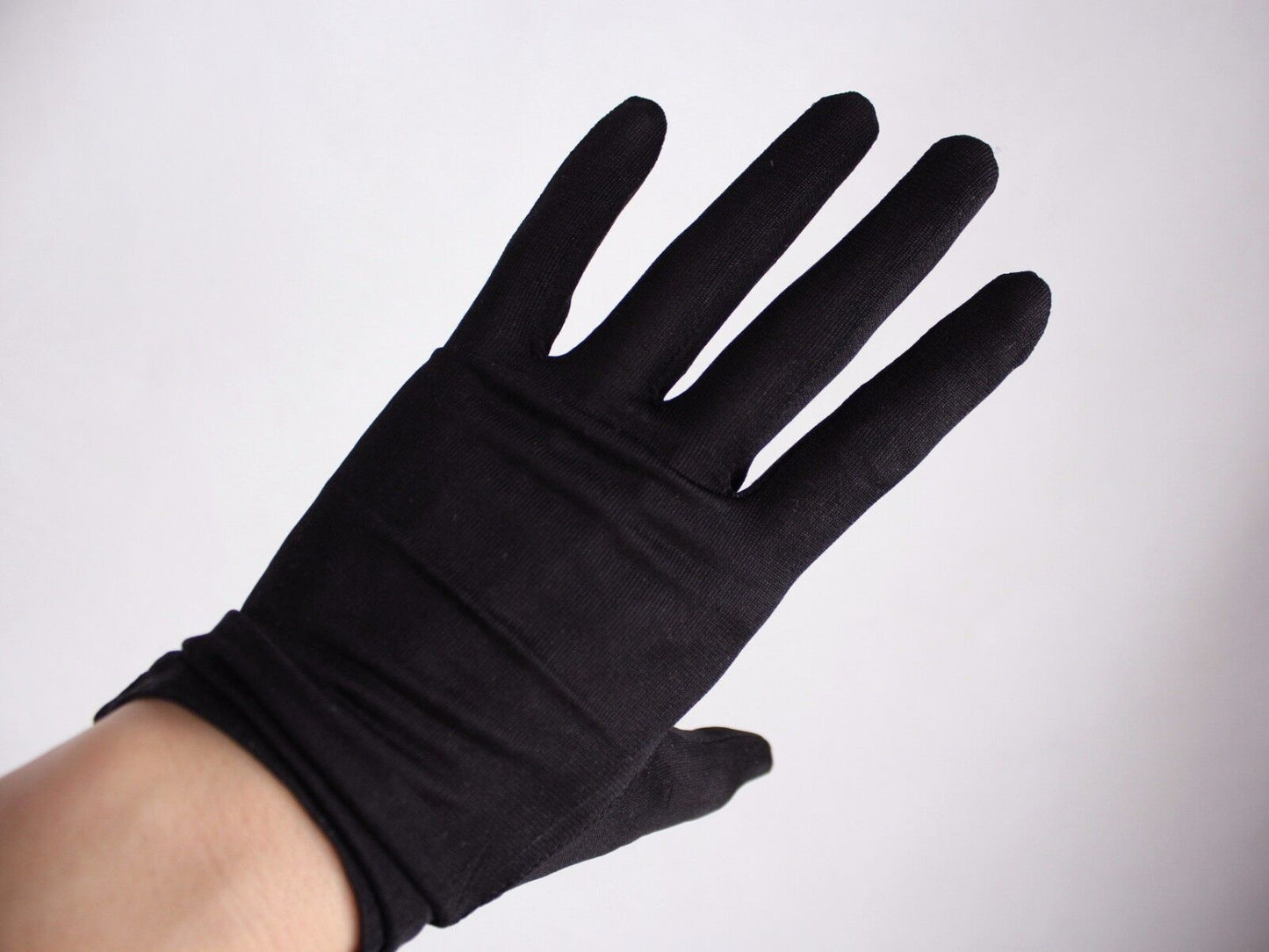 SILK GLOVES Short Black