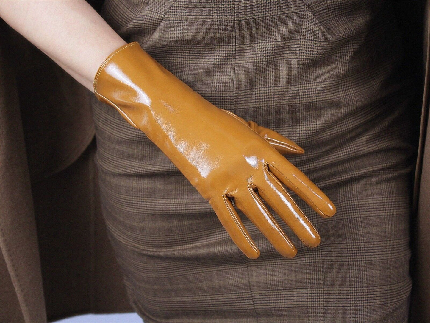 LATEX GLOVES Shine Leather Faux Patent PU 11" 28cm Short Daily Brown Tan Sugar