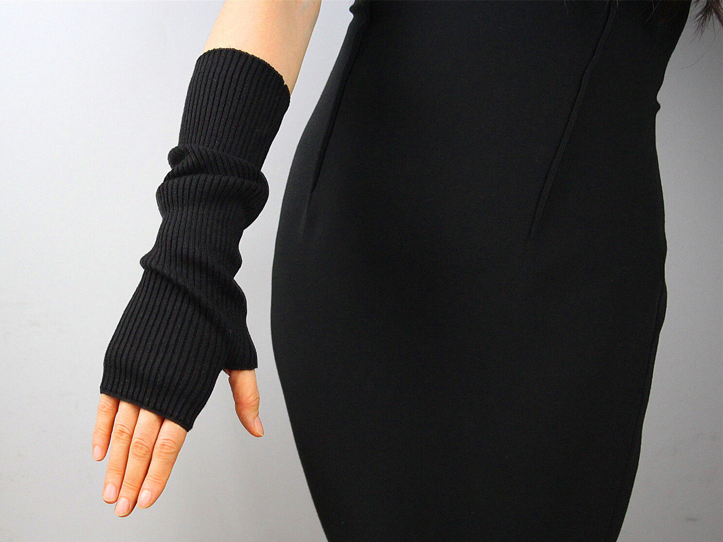 WOOL GLOVES fingerless black