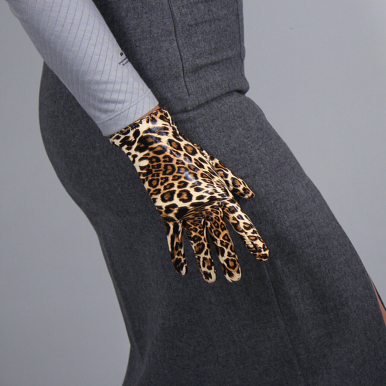 LATEX SHORT GLOVES Shine Leather PU 8" 21cm Animal Print Brown Cheetah Leopard