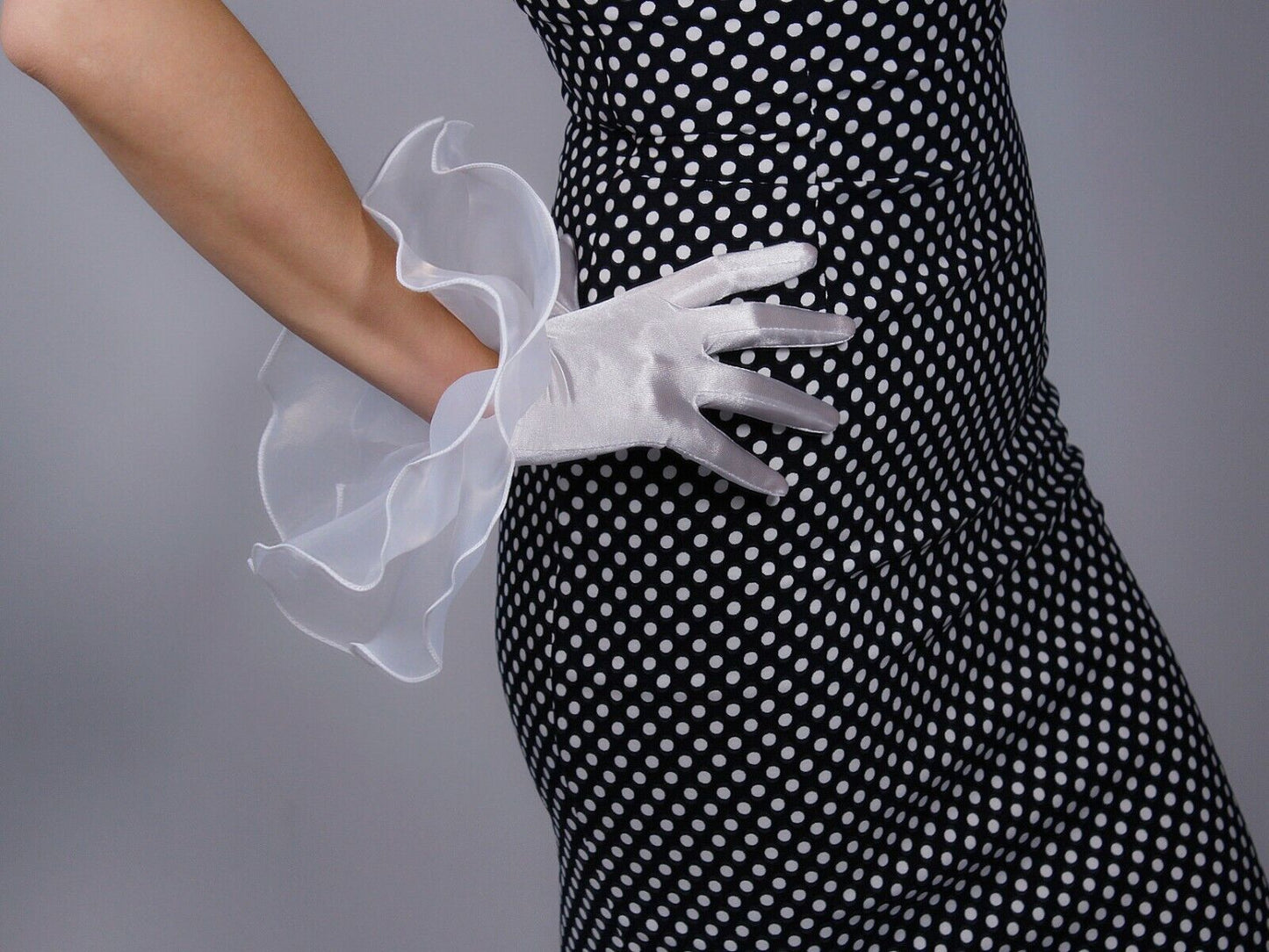 Satin Silk Gloves Wrist Short Stretch White Mesh Tulle Organza Ruffle Chiffons