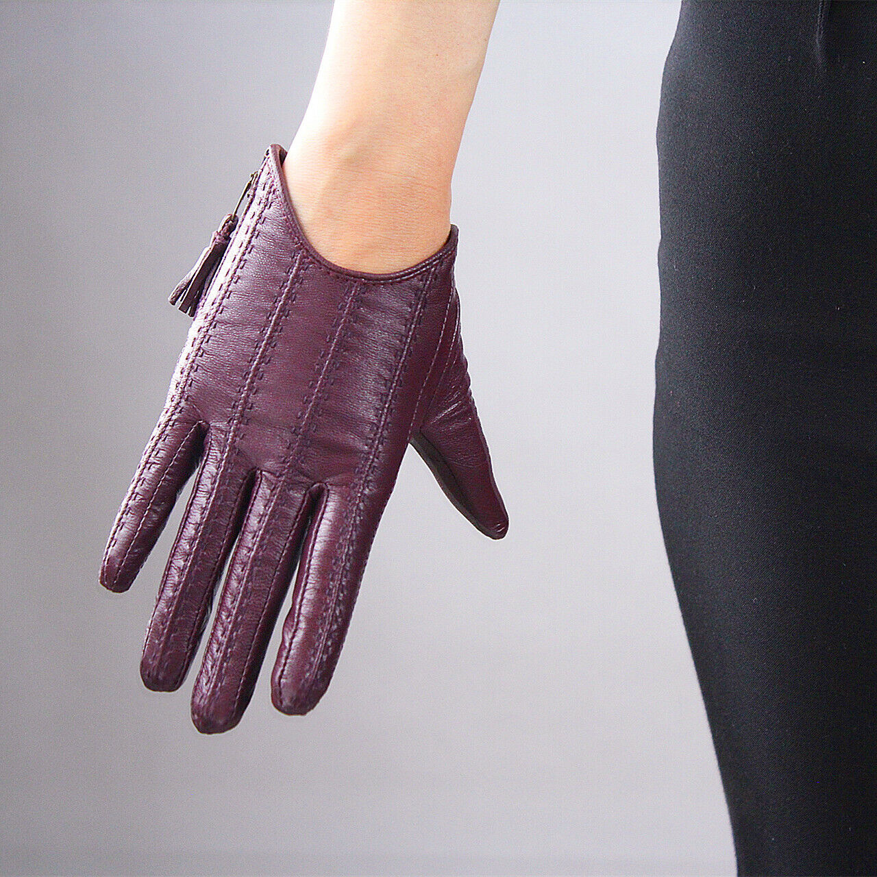 TECH GLOVES Real Leather Purple Wrist Short Zipper Fringe Tassel Touchscreen